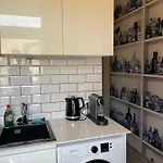 Altbaucharme Deluxe Mit Balkon In Zentraler Lage Daire