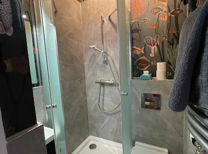 Altbaucharme Deluxe Mit Balkon In Zentraler Lage *